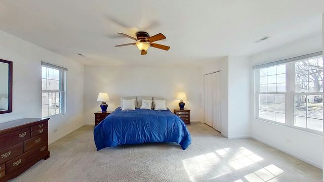 418 E Hillside Avenue, Barrington, IL 60010