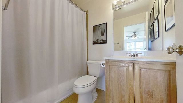 418 E Hillside Avenue, Barrington, IL 60010