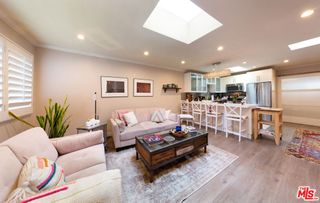 938 Palm Avenue 8, West Hollywood, CA 90069