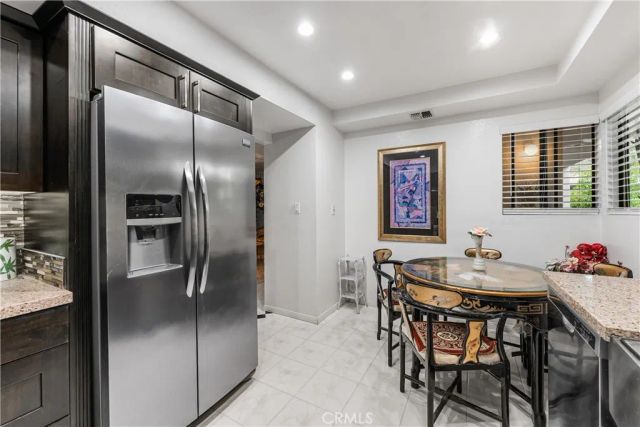 1745 Holly 302, Glendale, CA 91206
