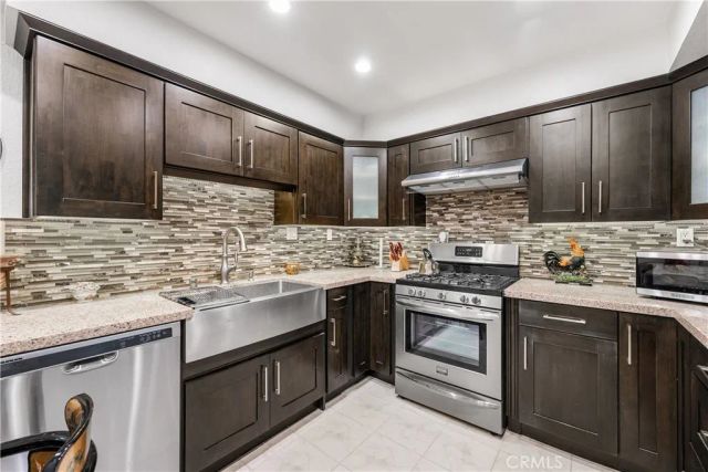 1745 Holly 302, Glendale, CA 91206