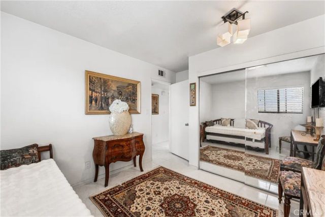 1745 Holly 302, Glendale, CA 91206