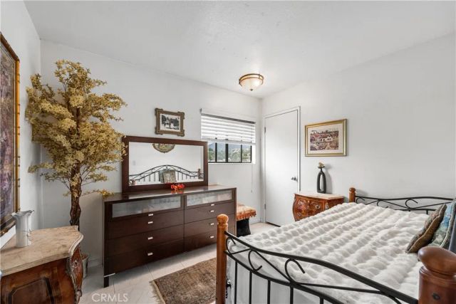 1745 Holly 302, Glendale, CA 91206