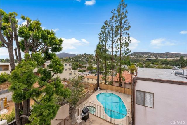 1745 Holly 302, Glendale, CA 91206