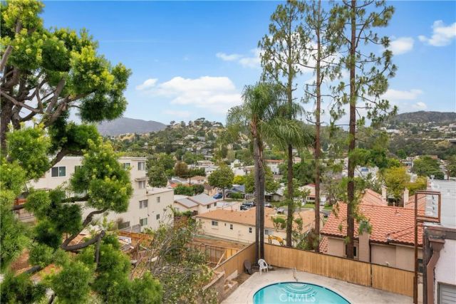1745 Holly 302, Glendale, CA 91206