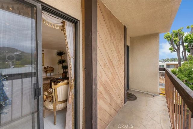 1745 Holly 302, Glendale, CA 91206