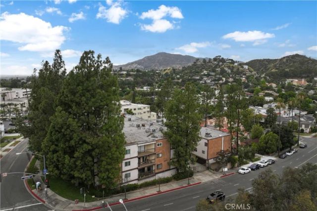 1745 Holly 302, Glendale, CA 91206