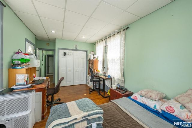 129 Howard Avenue, Passaic, NJ 07055