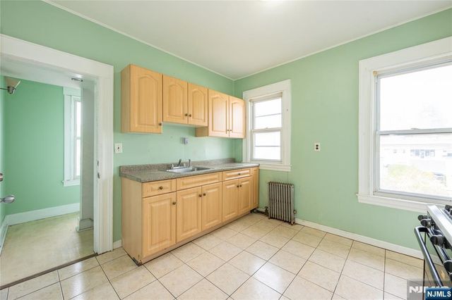 129 Howard Avenue, Passaic, NJ 07055