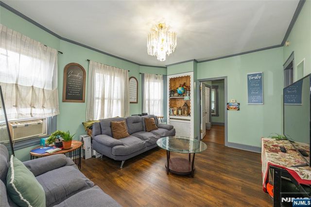 129 Howard Avenue, Passaic, NJ 07055