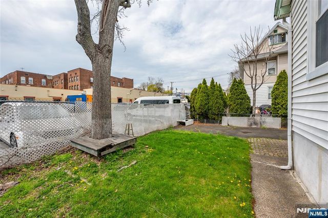 129 Howard Avenue, Passaic, NJ 07055