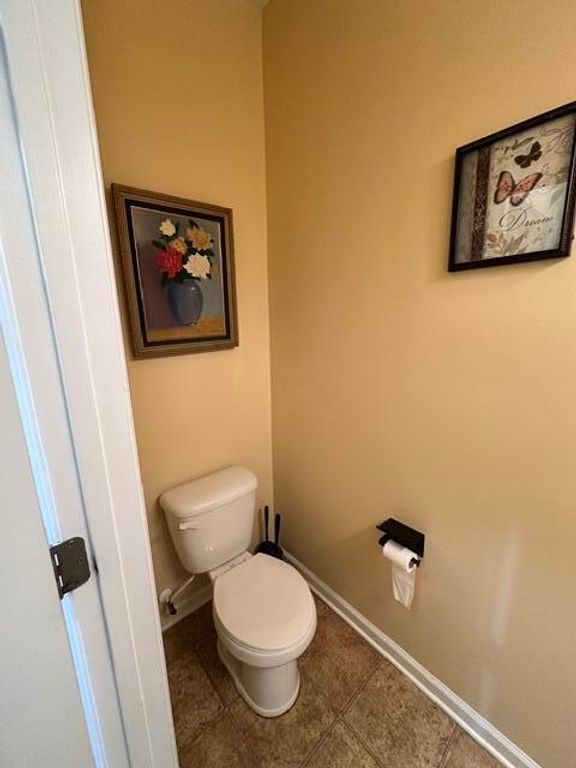 Image 16 of property listing at 1238 Cosmos Road, Summerville, SC 29483