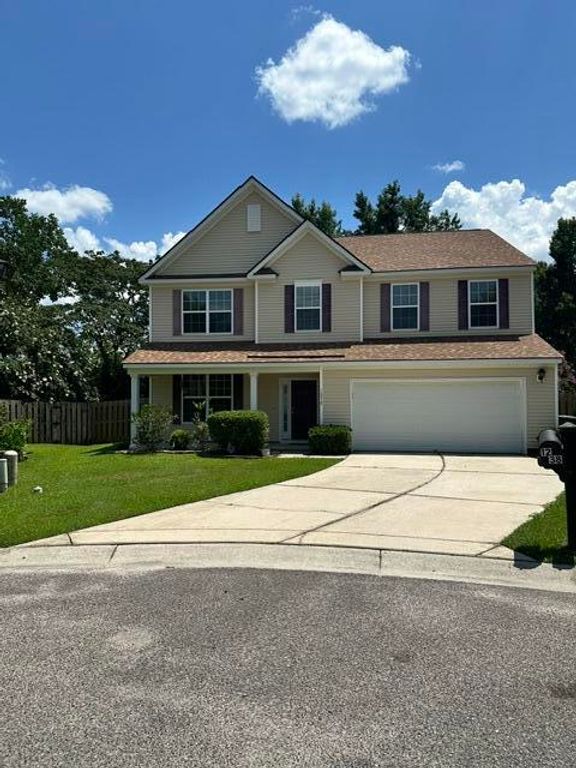 Image 3 of property listing at 1238 Cosmos Road, Summerville, SC 29483