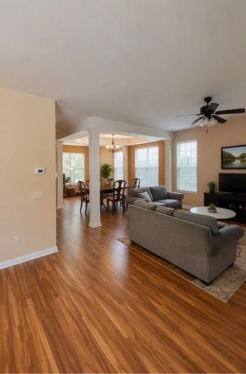 Image 7 of property listing at 1238 Cosmos Road, Summerville, SC 29483