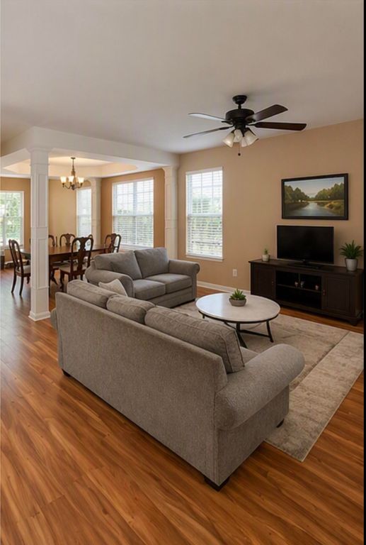 Image 8 of property listing at 1238 Cosmos Road, Summerville, SC 29483