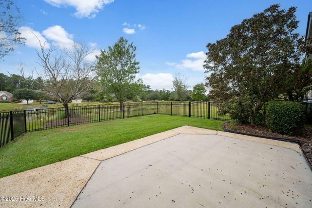 1127 Walbury Court, Leland, NC 28451