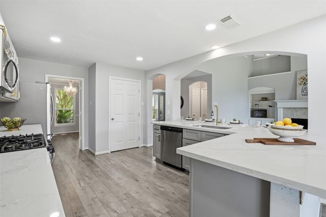 318 Indian Summer Drive, Sugar Land, TX 77479