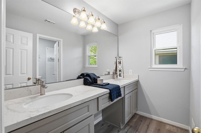 318 Indian Summer Drive, Sugar Land, TX 77479