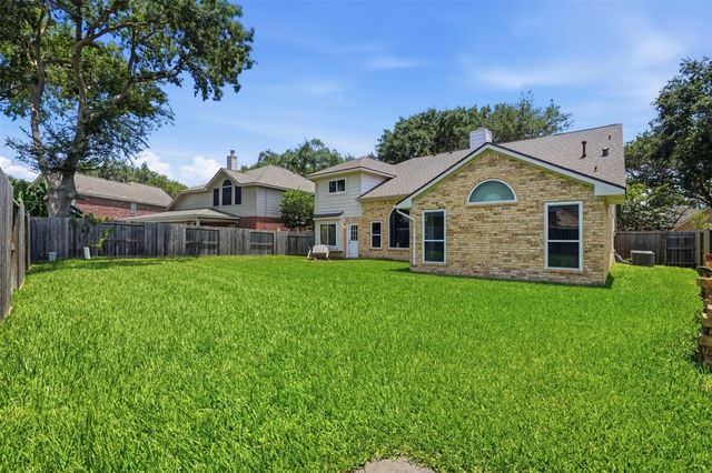 318 Indian Summer Drive, Sugar Land, TX 77479