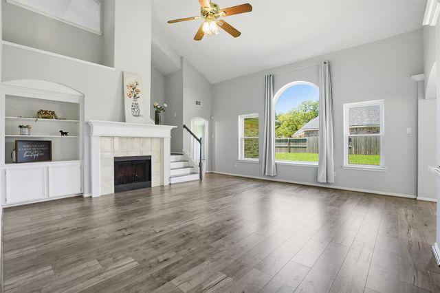 318 Indian Summer Drive, Sugar Land, TX 77479