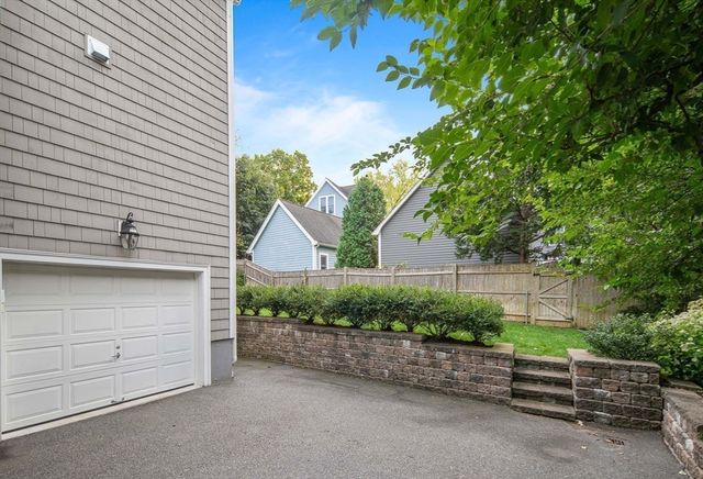 27 Tennyson Rd, Newton, MA 02465