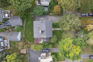 27 Tennyson Rd, Newton, MA 02465