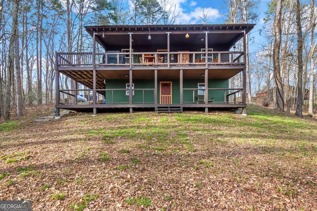 82 Dawgs Drive, Mineral Bluff, GA 30559