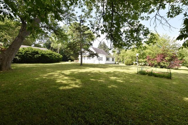 1919 Newman ROAD, Mount Pleasant, WI 53406