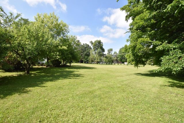 1919 Newman ROAD, Mount Pleasant, WI 53406