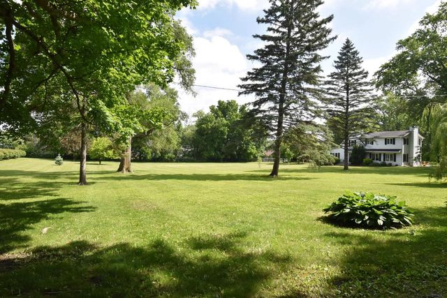 1919 Newman ROAD, Mount Pleasant, WI 53406