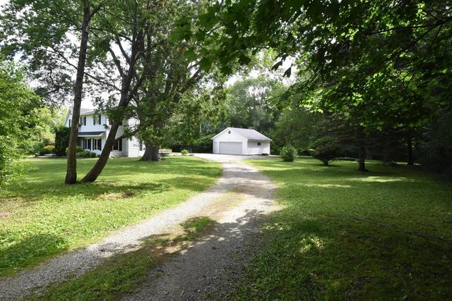 1919 Newman ROAD, Mount Pleasant, WI 53406