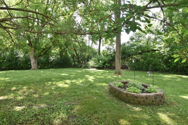 1919 Newman ROAD, Mount Pleasant, WI 53406
