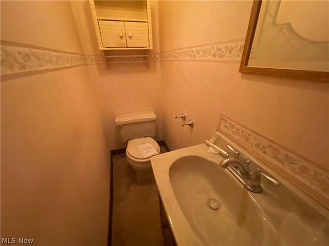 80 Kings Drive, Steubenville, OH 43952