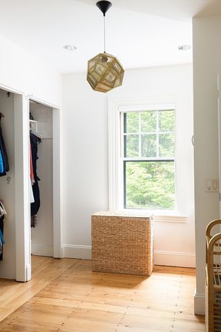95 Babcock St, Brookline, MA 02446