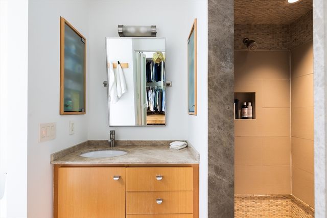 95 Babcock St, Brookline, MA 02446
