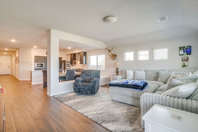 928 Ridgehurst Drive, Godley, TX 76044