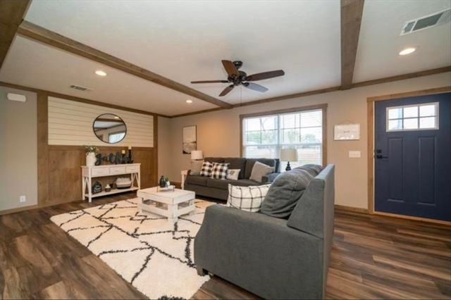 2446 Blocker Rd, Marshall, TX 75672