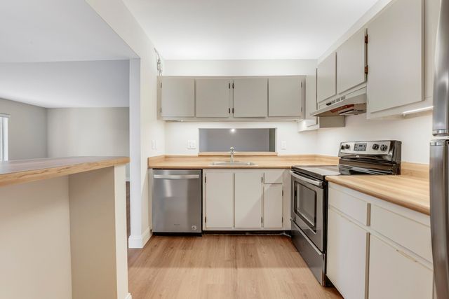 6489 Chasewood Drive D, Jupiter, FL 33458