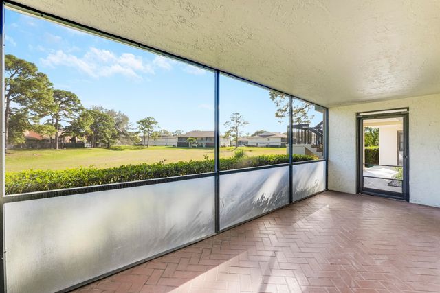 6489 Chasewood Drive D, Jupiter, FL 33458