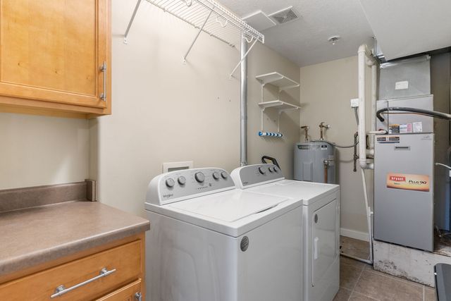 4189 Creek Hill Drive 89, Bettendorf, IA 52722