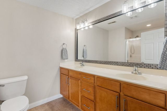 4189 Creek Hill Drive 89, Bettendorf, IA 52722