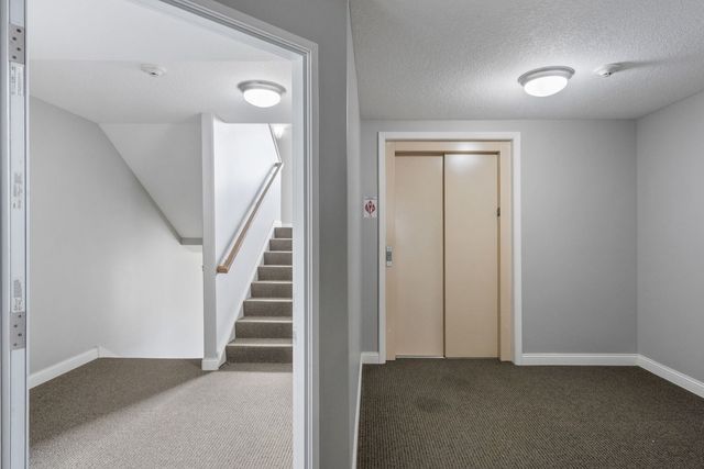 4189 Creek Hill Drive 89, Bettendorf, IA 52722