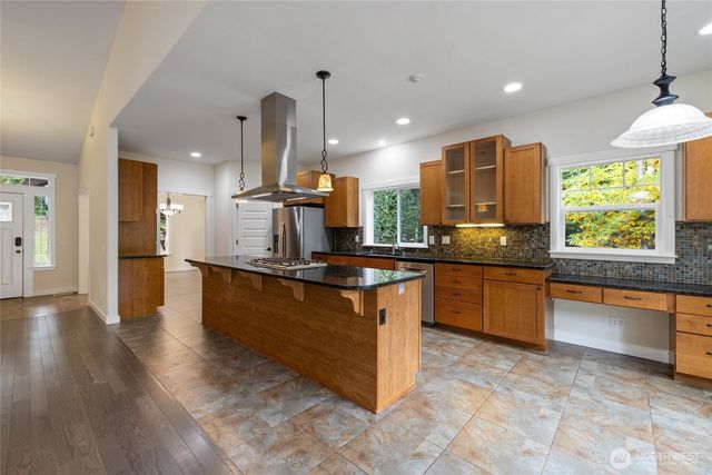 12106 109th Street NW, Gig Harbor, WA 98329