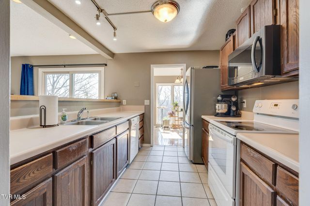 316 Hickory Bluff 0, Johnson City, TN 37601