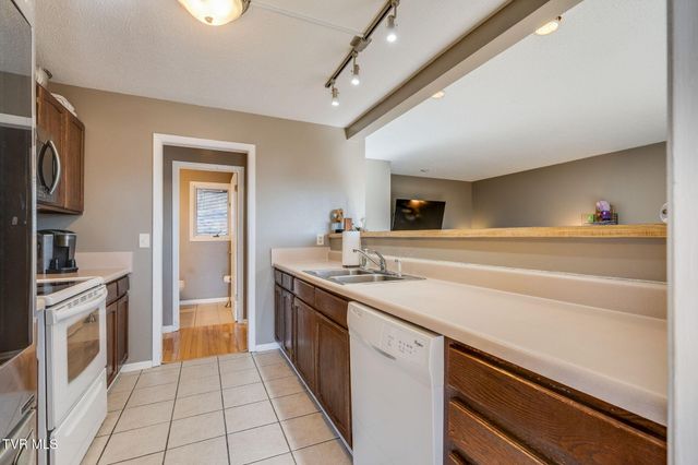 316 Hickory Bluff 0, Johnson City, TN 37601