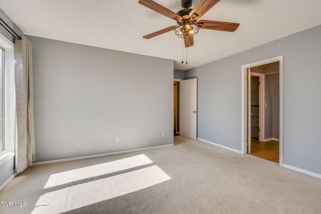 316 Hickory Bluff 0, Johnson City, TN 37601