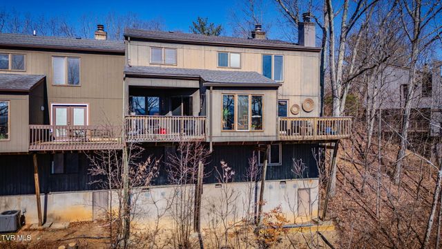 316 Hickory Bluff 0, Johnson City, TN 37601