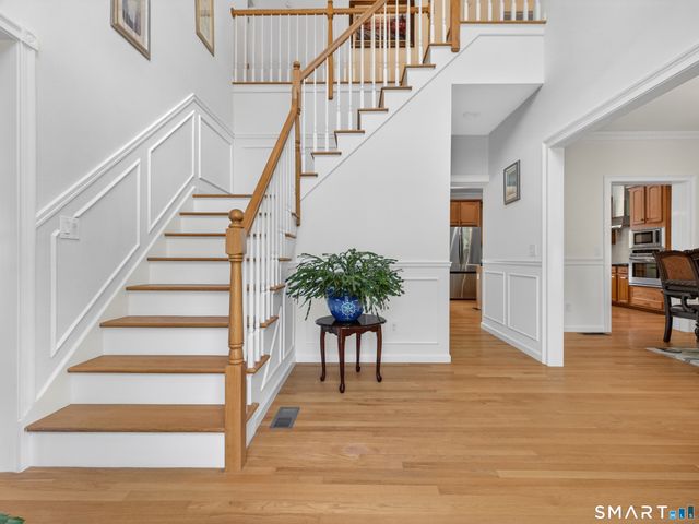 20 Upper Kensington Drive, East Lyme, CT 06333