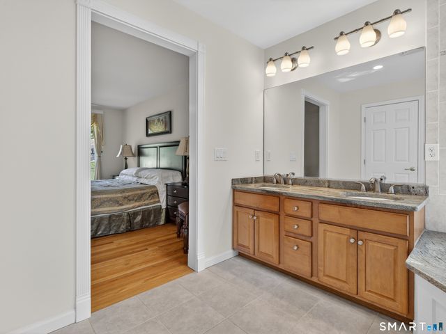 20 Upper Kensington Drive, East Lyme, CT 06333