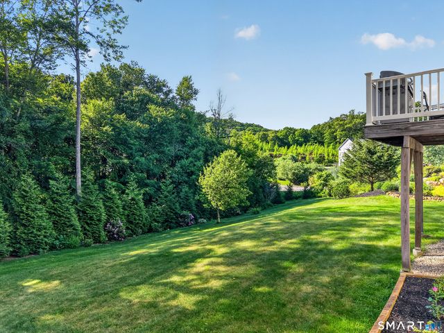 20 Upper Kensington Drive, East Lyme, CT 06333
